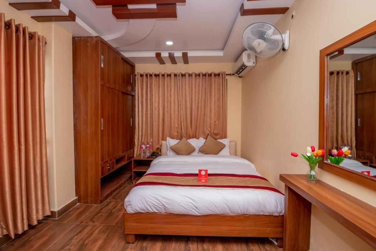 Oyo 253 Hotel Pinnacle Pokhara Bagian luar foto