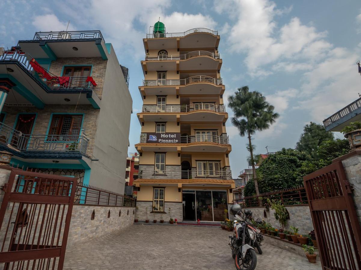 Oyo 253 Hotel Pinnacle Pokhara Bagian luar foto